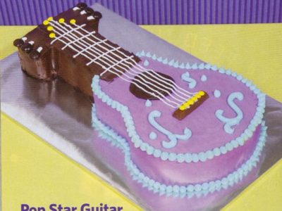 Guitar cake - Decorated Cake by Savitha Alexander - CakesDecor
