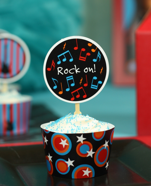 the-celebration-shoppe_rock-star-cupcake_stars2