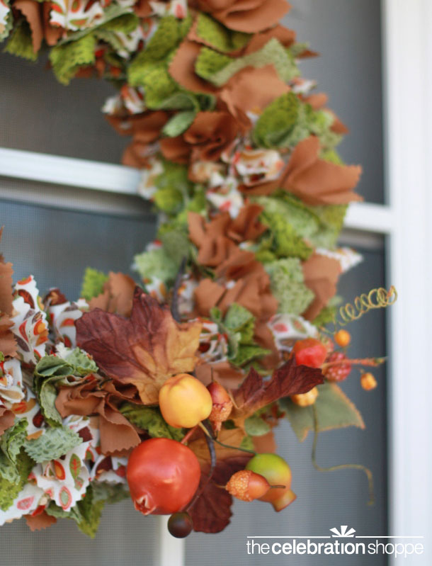 diy-fabric-fall-wreath-craft-2