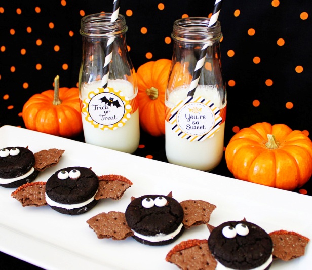 Easy to make Oreo bat cookies | Kim Byers