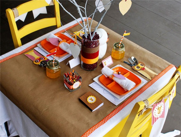 Kids thanksgiving table placesetting 2