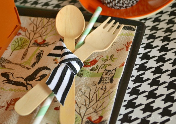 Mod Thanksgiving Kids Table | Not Just A Mommy via TheCelebrationShoppe.com