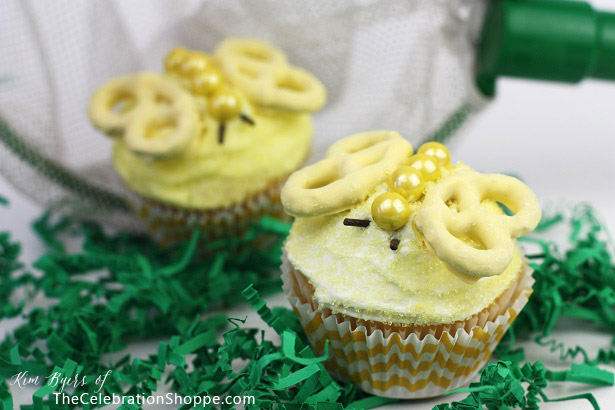 Easy Butterfly Cupcakes | Kim Byers, TheCelebrationShoppe.com