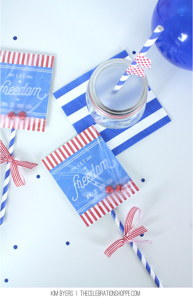 DIY Parade Shaker + Let Freedom Ring Free Printable | @kimbyers