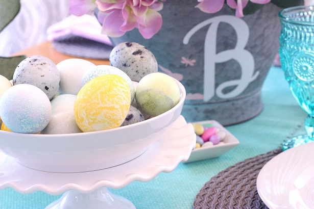 All-Natural Easter Egg Dye Recipes | @kimbyers