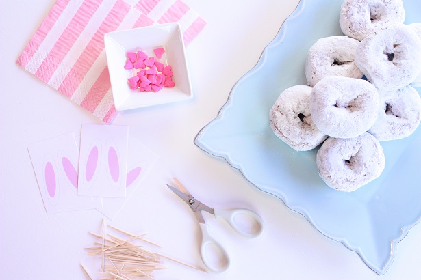 Easter Bunny Donuts + Free Printable Bunny Ears