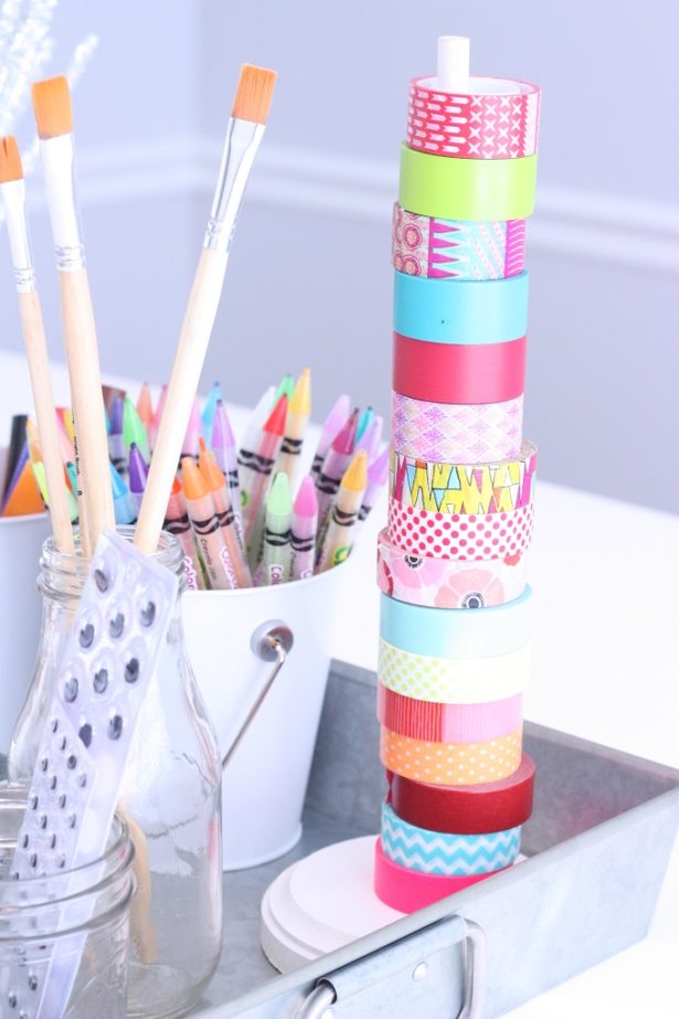 Ideas for a portable kid's craft station | @kimbyers