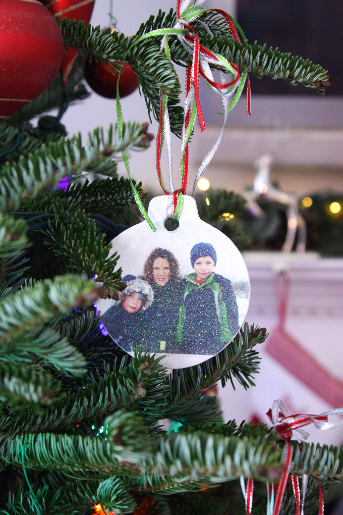 How To Make Photo Transfer Ornaments | Kim Byers