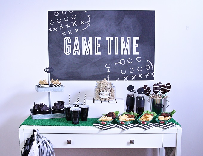 Game Time Super Bowl Backdrop | Kim Byers