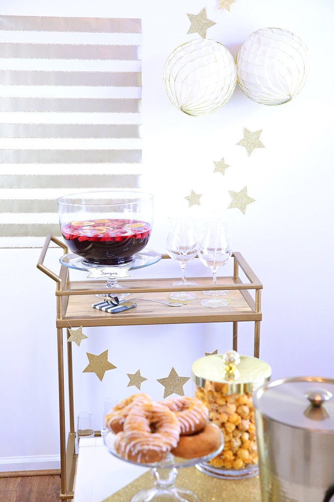 Gold and White Cocktail Party | Kim Byers