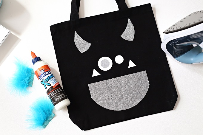 How To Make A Halloween Treat Bag With Cricut